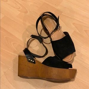 Seychelles Forward Platform Wedge Black
